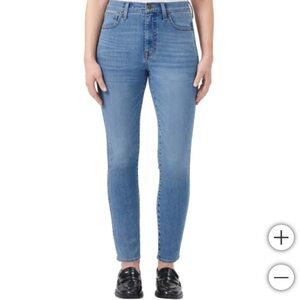 Kirkland Signature Women's High-Rise Skinny Jean